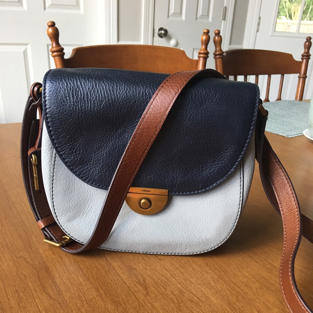 AUTHENTIC Fossil Crossbody Bag